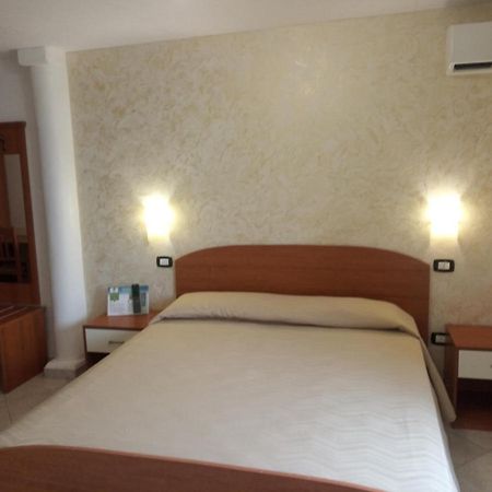 B&B Camere Porto Cesareo Bagian luar foto