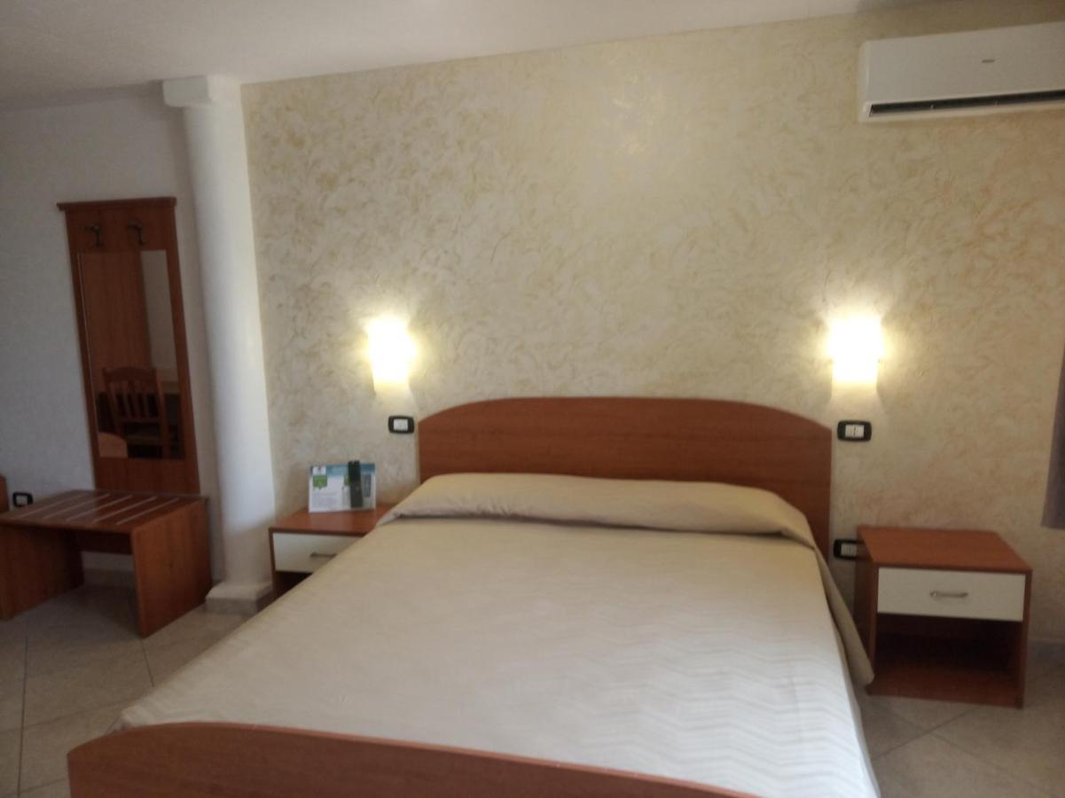 B&B Camere Porto Cesareo Bagian luar foto