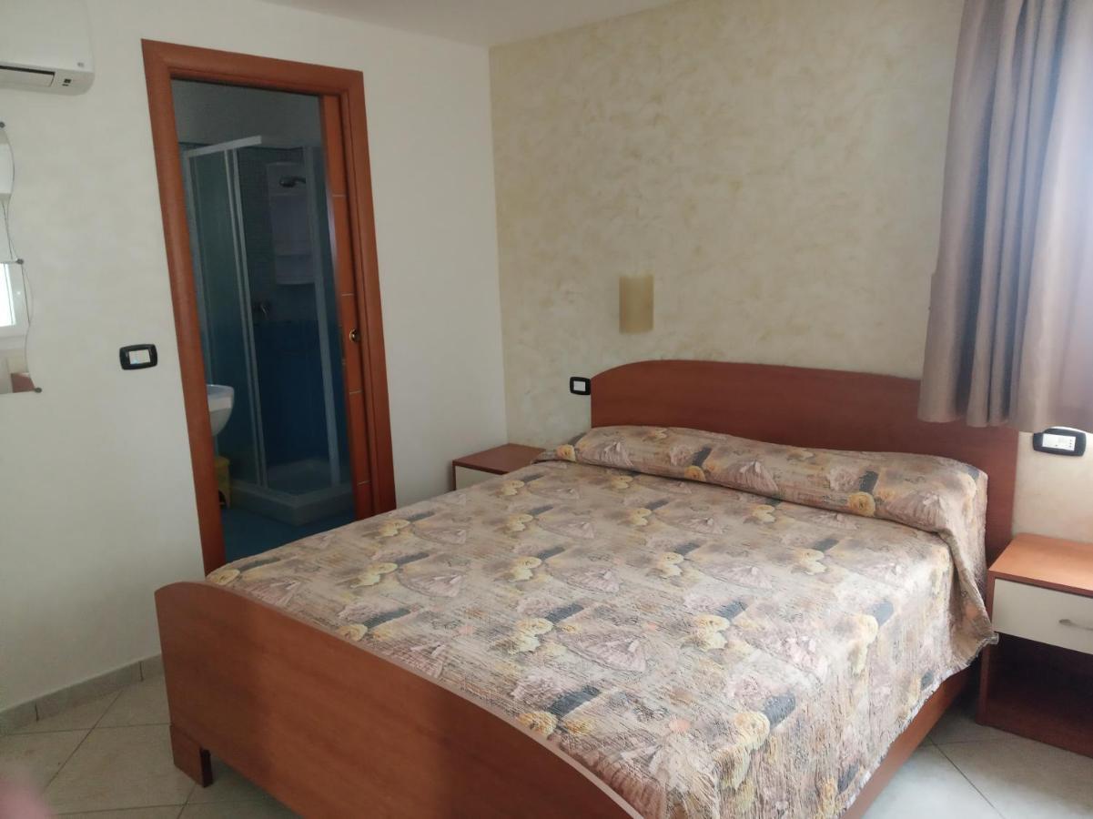 B&B Camere Porto Cesareo Bagian luar foto