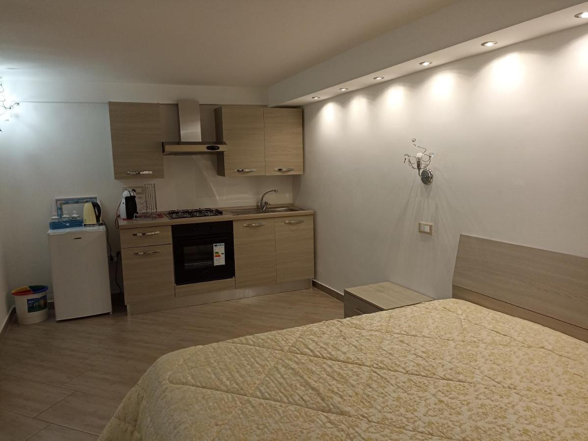 B&B Camere Porto Cesareo Bagian luar foto