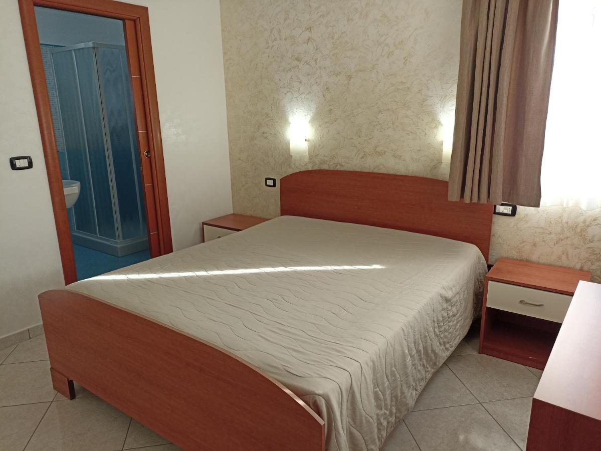 B&B Camere Porto Cesareo Ruang foto